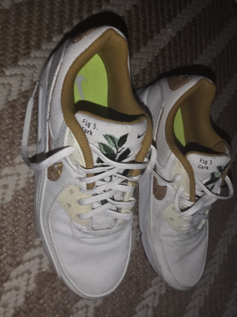 Nike White Low-Top Sneakers with Brown Trim and Lime Insole